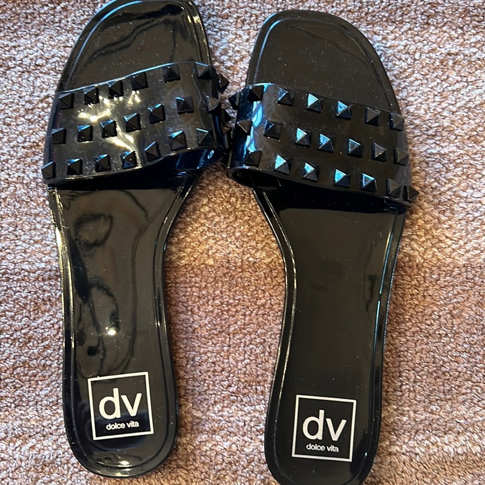 NEVER WORN.   DV/Dolce Vita Skylar. Black studded jelly sandal. 7.